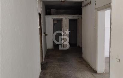KİRALIK 440 m² İKİ KATLI TİCARİ DÜKKAN – BORNOVA YILDIRIM BEYAZIT CADDESİ ÜZERİNDE