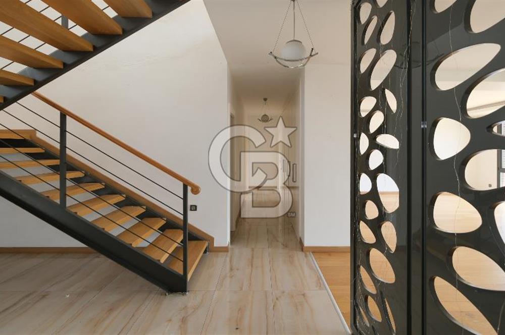 ÇAYYOLU’NDA PARK CADDESİ VİVENDİ SİTESİ’NDE 5+1 TERASLI DUBLEKS DAİRE