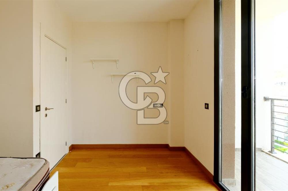 ÇAYYOLU’NDA PARK CADDESİ VİVENDİ SİTESİ’NDE 5+1 TERASLI DUBLEKS DAİRE
