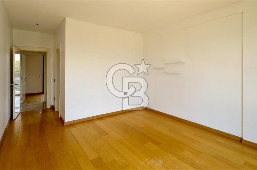 ÇAYYOLU’NDA PARK CADDESİ VİVENDİ SİTESİ’NDE 5+1 TERASLI DUBLEKS DAİRE