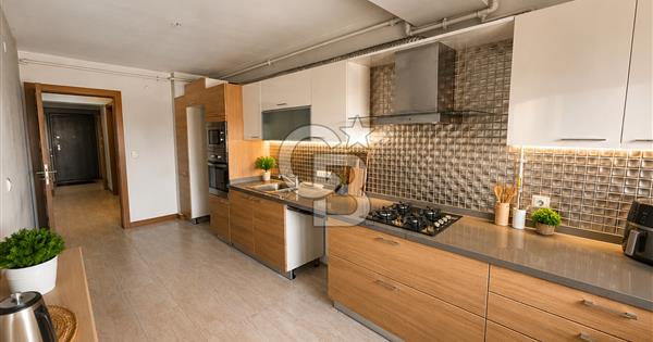 KONAK GÜNEŞLİ MH'DE 3+1 ARAKAT 155m2 LÜKS SATILIK DAİRE - 359384