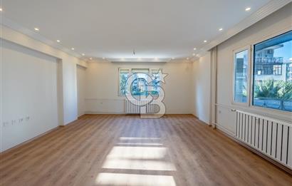 TEOK'tan Mustafa Çukur Sitesi'nde Mimari Tadilatlı Satılık 3+1