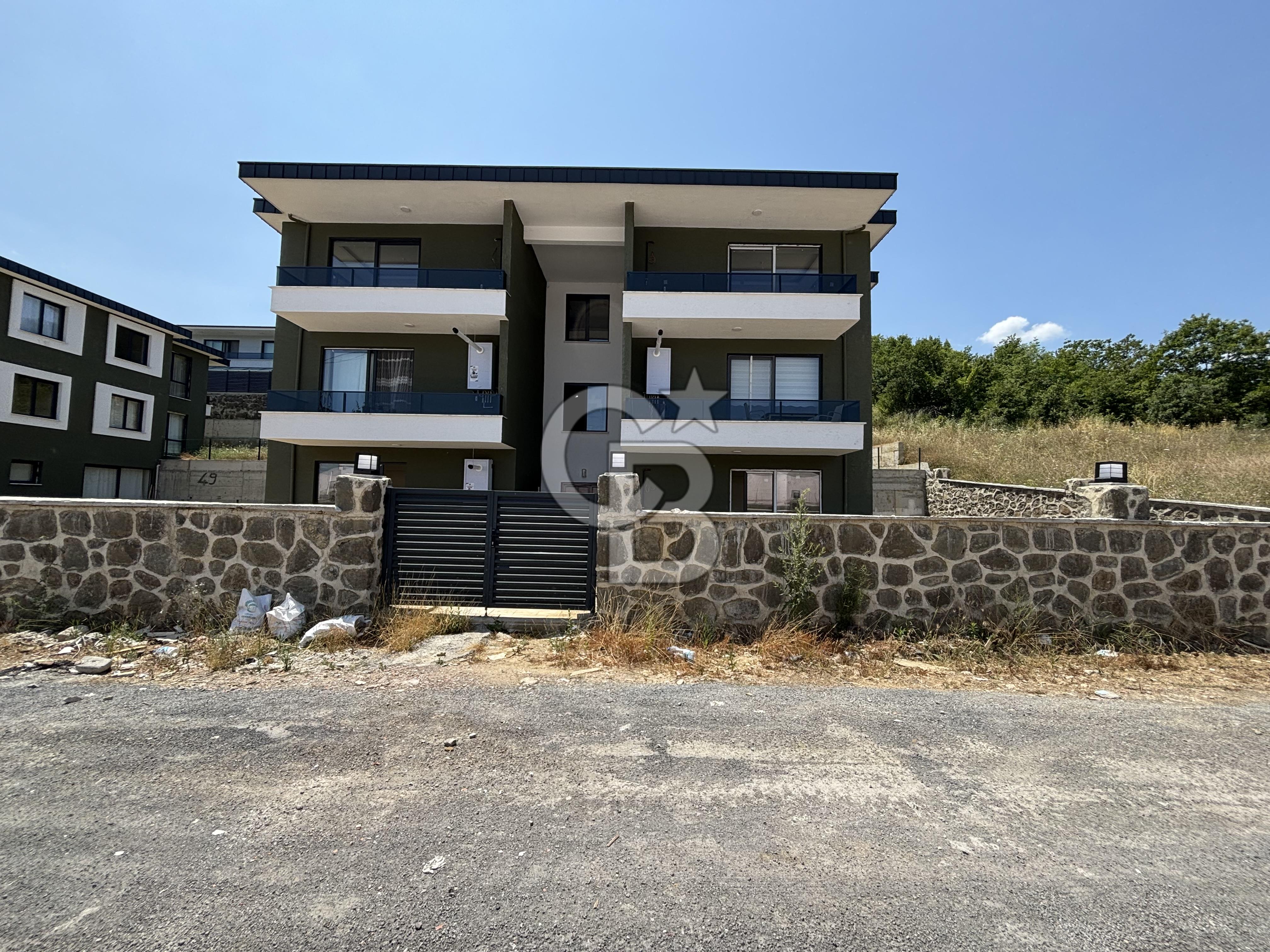 TERMAL YOLU'NDA | SIFIR | EN ÜST KAT | KÖŞE | GENİŞ BALKONLU MODERN 1+1