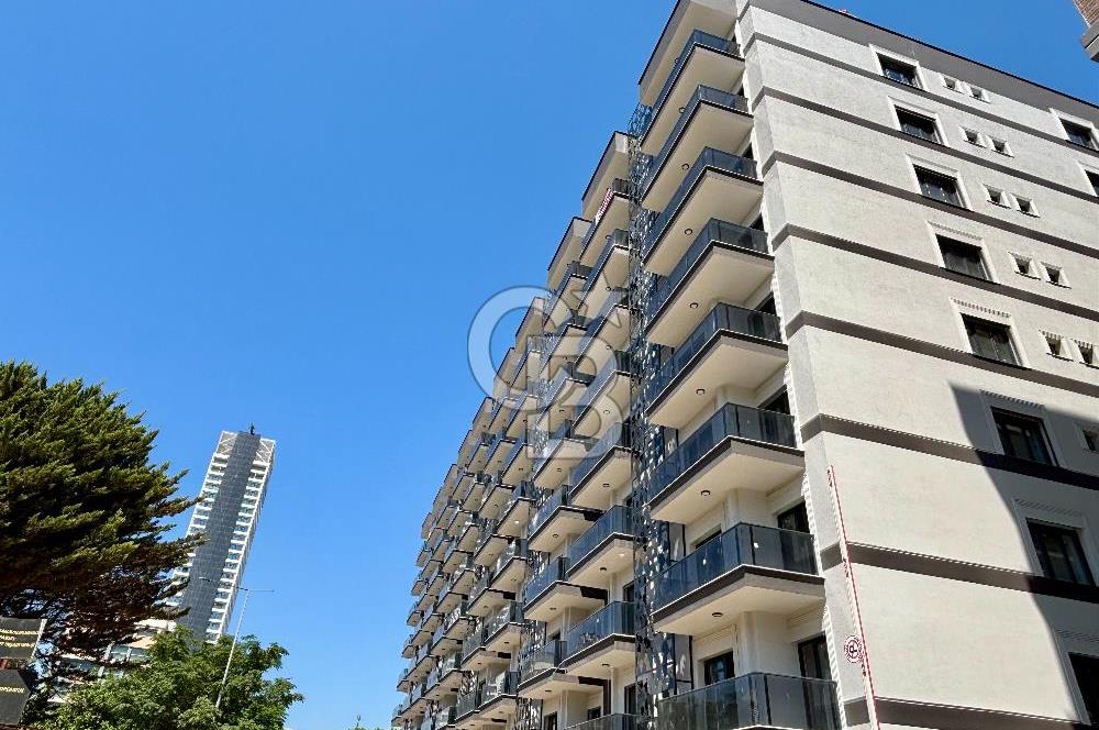 Museland - Bayraklı Mansuroğlu'nda Çift Cephe 3+1 Daire