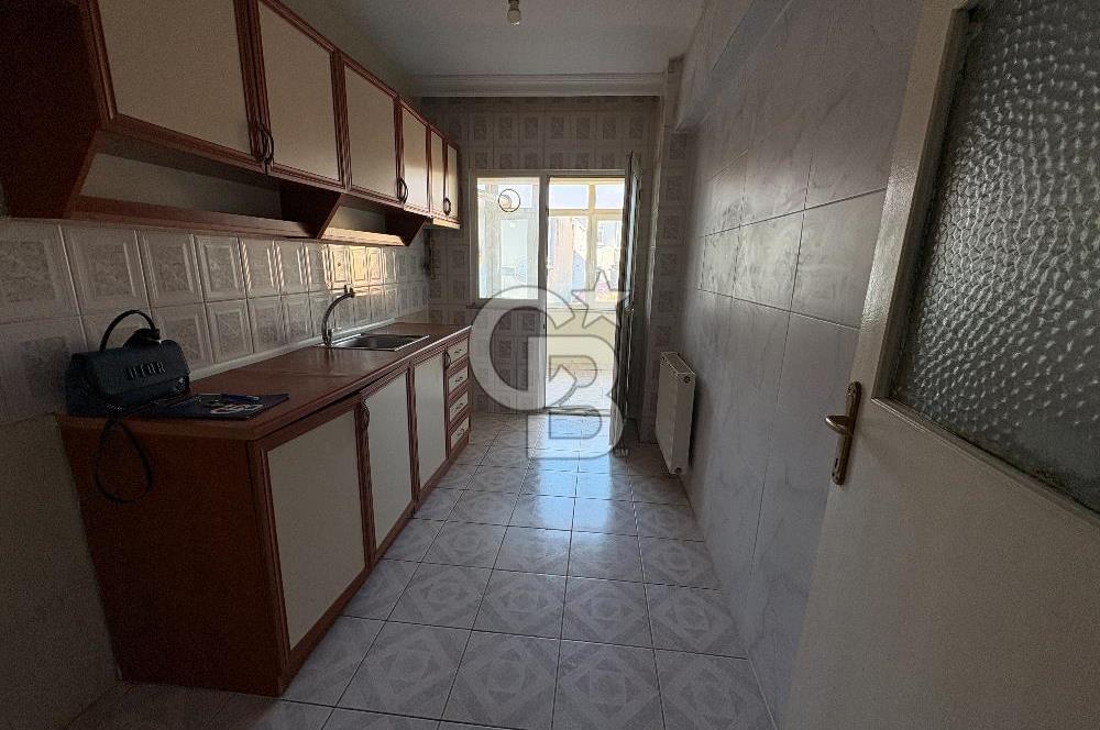 ÜSKÜDAR ÜNALAN MAH. 2+1 SATILIK DAİRE