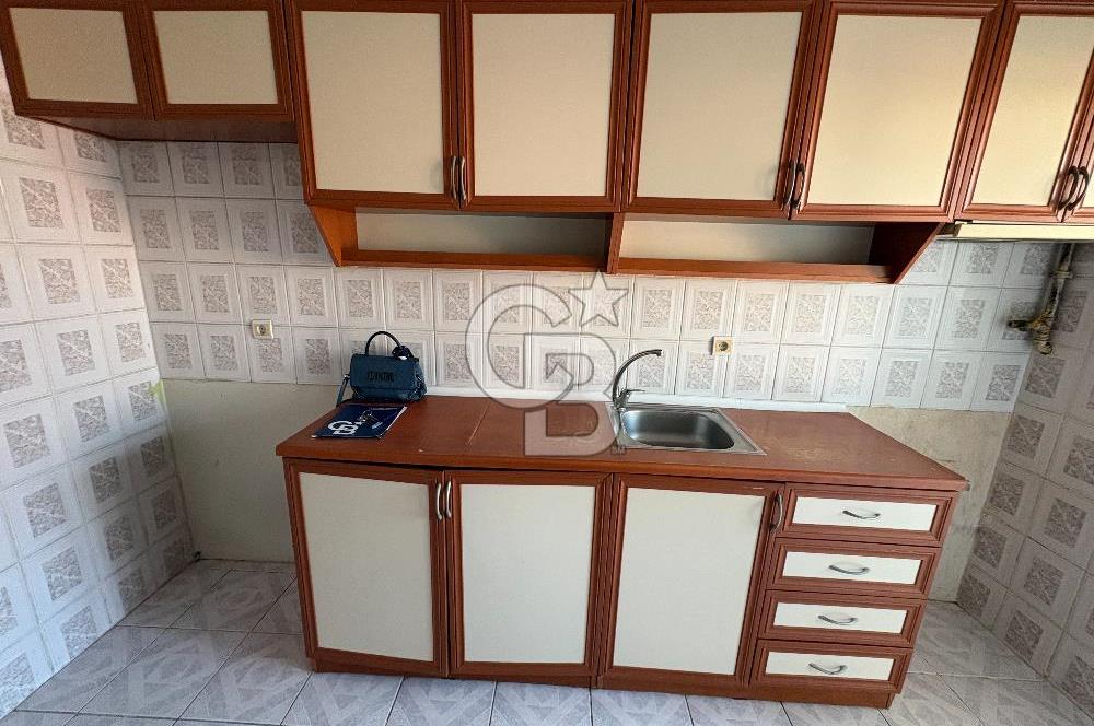 ÜSKÜDAR ÜNALAN MAH. 2+1 SATILIK DAİRE