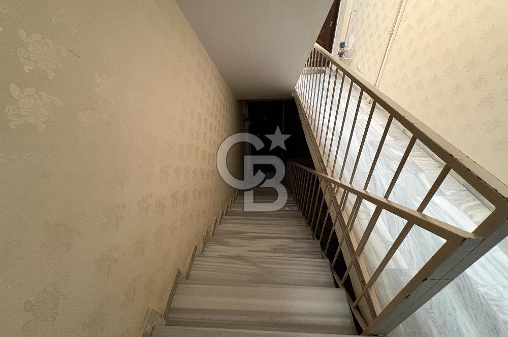 ÜSKÜDAR ÜNALAN MAH. 2+1 SATILIK DAİRE