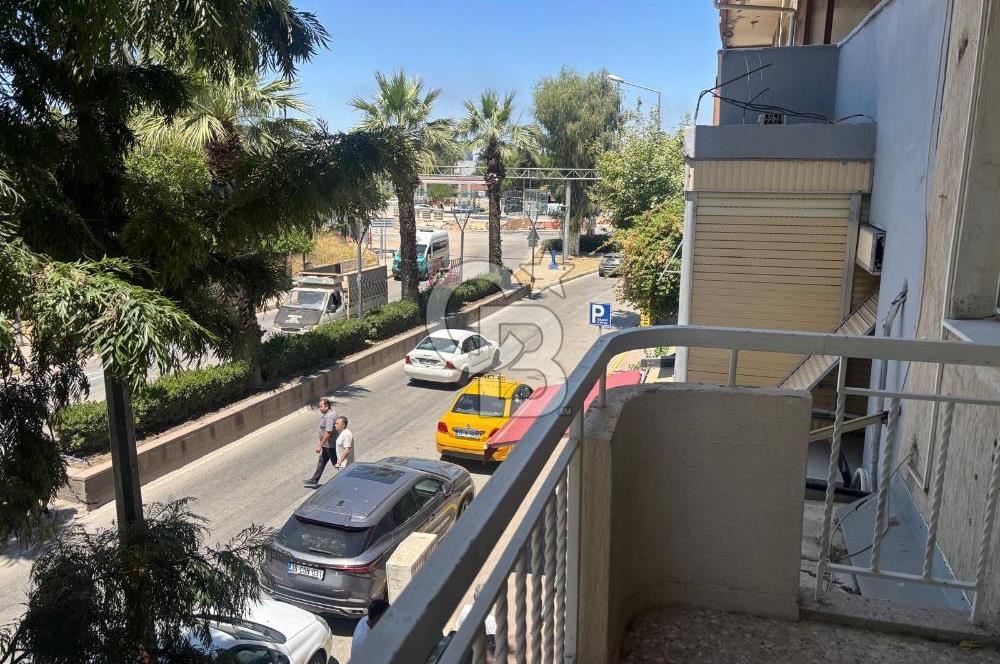 İzmir Balçova Korutürk'te Geniş ve Merkezi 3+1