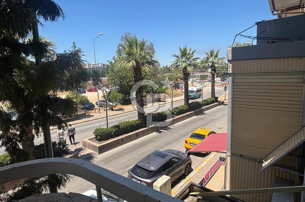 İzmir Balçova Korutürk'te Geniş ve Merkezi 3+1