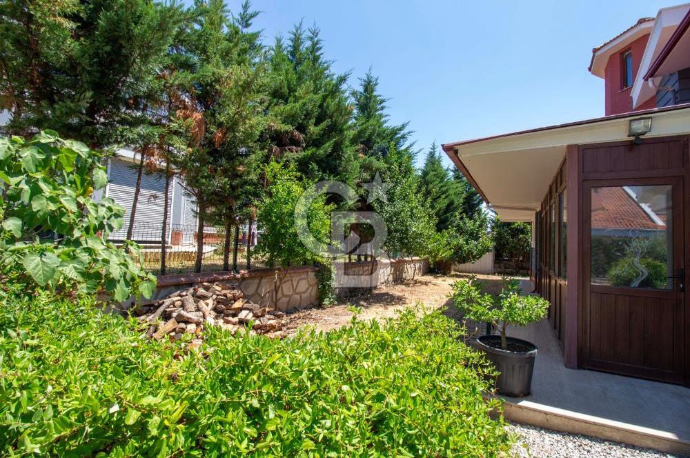 CB EAGLE'Dan VİLLALAR BÖLGESİNDE SİTE İÇERİSİNDE 450 m² 5+1 VİLLA