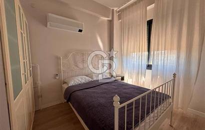 Gaziemir 232 Suit'te Panoramik Manzaralı , Tam Eşyalı Kiralık Daire 