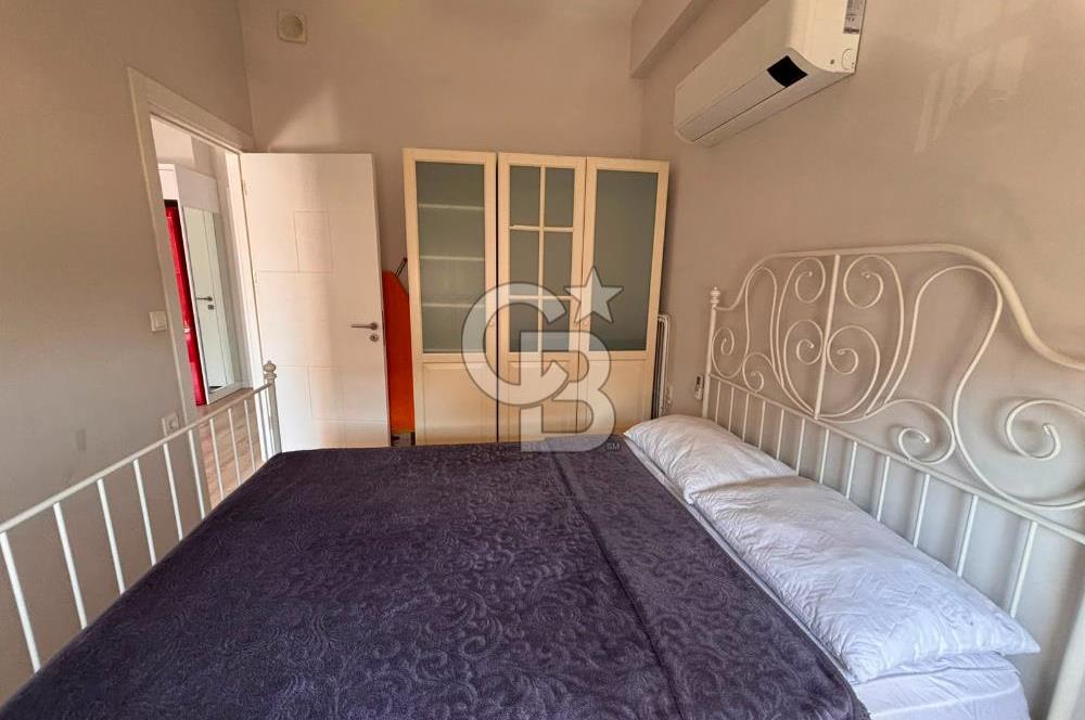 Gaziemir 232 Suit'te Panoramik Manzaralı , Tam Eşyalı Kiralık Daire 