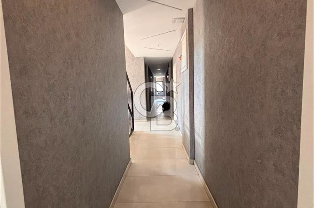 Gaziemir 232 Suit'te Panoramik Manzaralı , Tam Eşyalı Kiralık Daire 