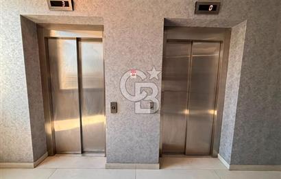 Gaziemir 232 Suit'te Panoramik Manzaralı , Tam Eşyalı Kiralık Daire 