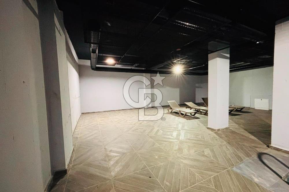 Gaziemir 232 Suit'te Panoramik Manzaralı , Tam Eşyalı Kiralık Daire 
