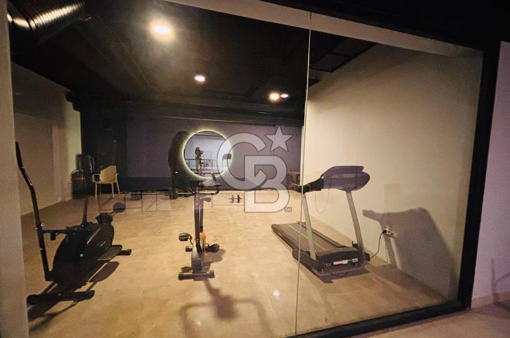 Gaziemir 232 Suit'te Panoramik Manzaralı , Tam Eşyalı Kiralık Daire 
