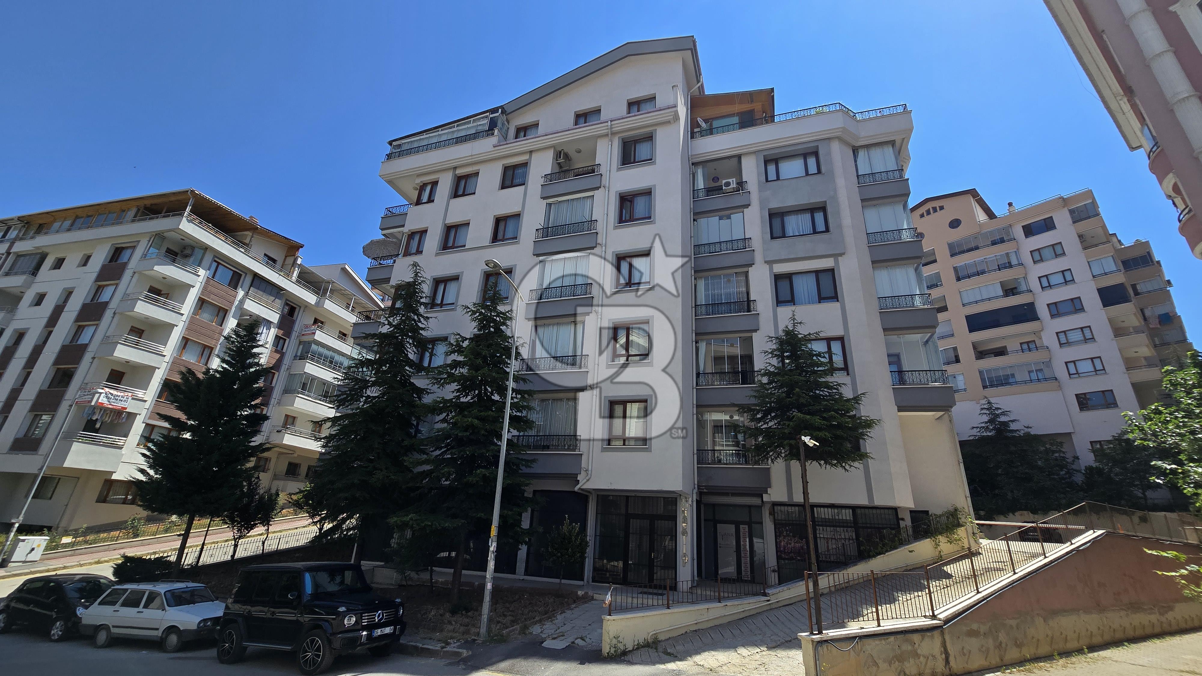 Çankaya Balgat Gökkuşağı Mahallesi'nde Satılık Ara Kat 3+1 Daire 