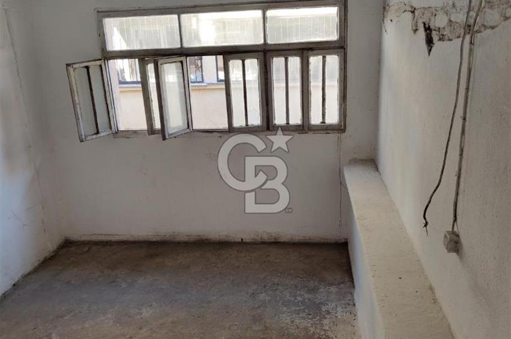 KİRALIK 440 m² İKİ KATLI TİCARİ DÜKKAN – BORNOVA YILDIRIM BEYAZIT CADDESİ ÜZERİNDE