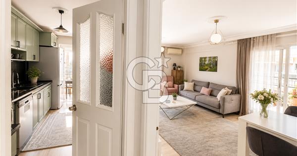 KARŞIYAKA YALI MH'DE 3+1 ARAKAT DOĞALGAZLI 165m2 SATILIK DAİRE - 359449