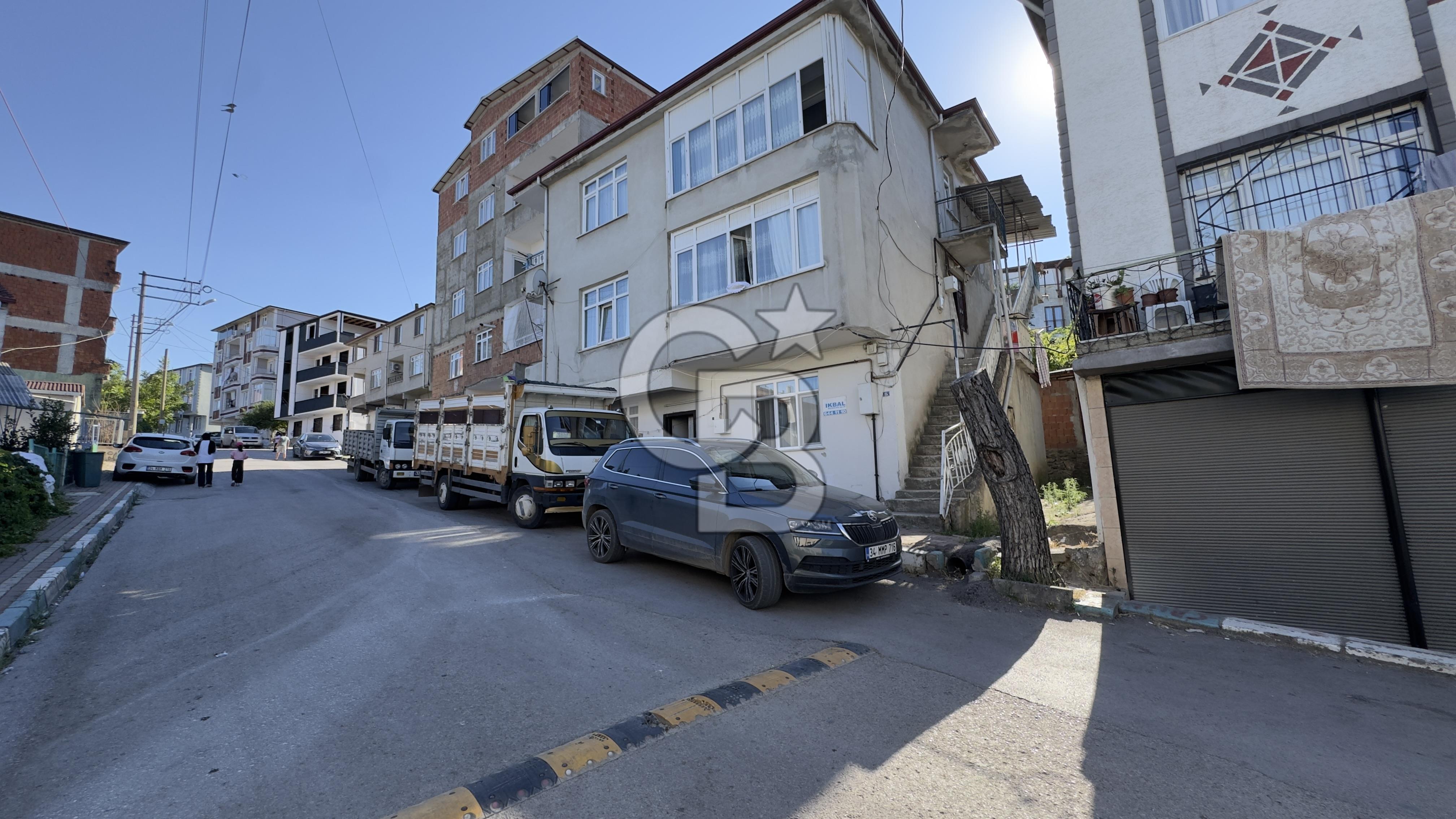 Diliskelesi ‘ nde Müstakil 3 katlı bina