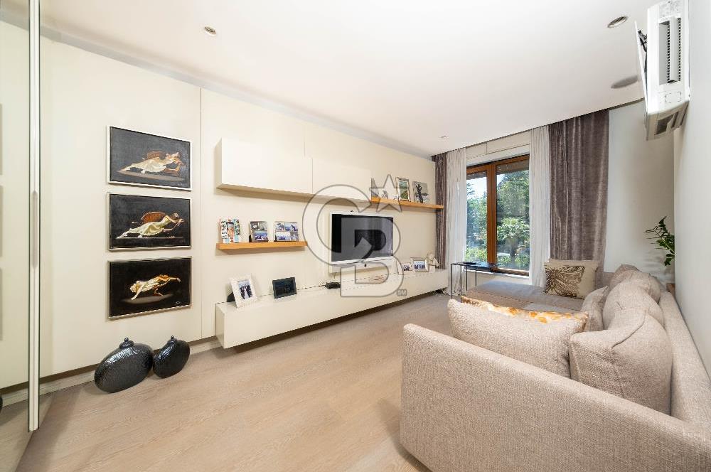 EMİRGAN EVLERİNDE ŞIK TASARIMLI ,TERASLI ÇATI DUBLEKS DAİRE