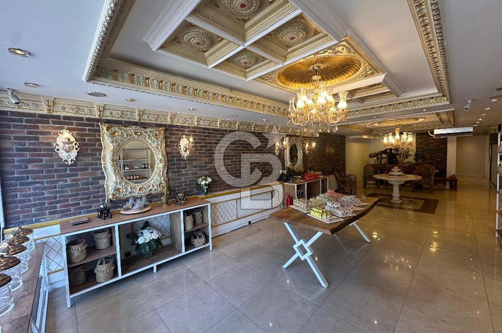 ÜSKÜDAR KISIKLI MEYDAN' DA KİRALIK DÜKKAN VE OFİS