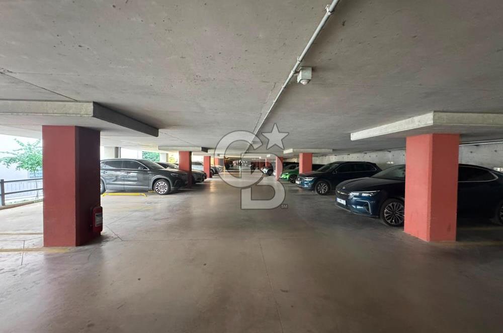 KAŞMİR GÖL EVLERİNDE 4+1 | 16. KAT | 180 M² KİRALIK DAİRE
