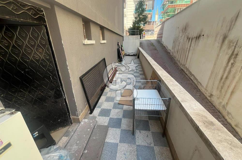 ASIM GÜNDÜZ CADDESİ ÜZERİNDE SATILIK DÜKKAN