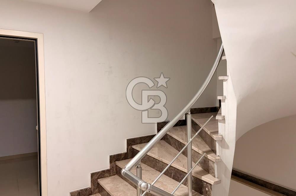 FATİH EMİN SİNAN MAHALLESİ KOMPLE SATILIK 7 KATLI TİCARİ BİNA