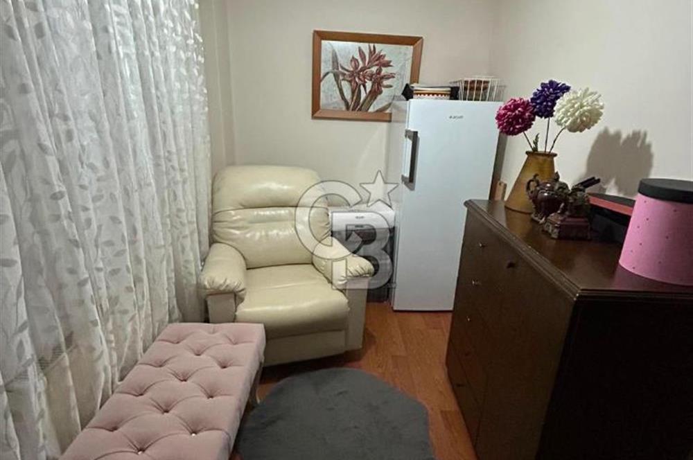Maltepede Cadde Üzeri 3+1 Satılık Ferah Daire
