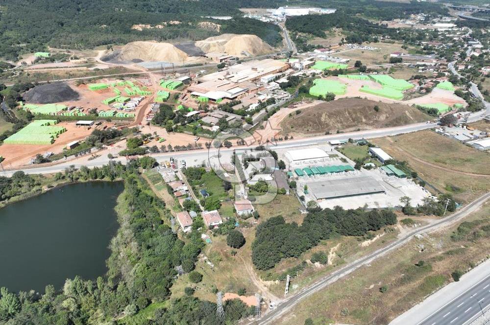 HAVALİMANI YOLU ÜZERİ IŞIKLAR KÖYÜ KİRALIK 1545M2 ARSA