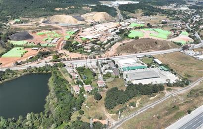 HAVALİMANI YOLU ÜZERİ IŞIKLAR KÖYÜ KİRALIK 1545M2 ARSA