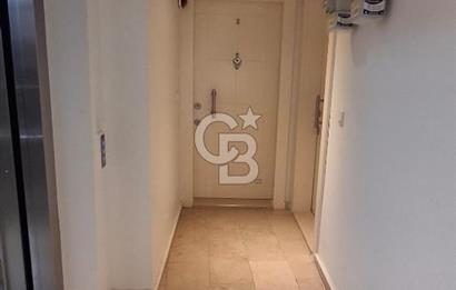 İÇERENKÖY-BOSTANCI METRO YAKINI SATILIK MASRAFSIZ LÜKS 2+1 DAİRE