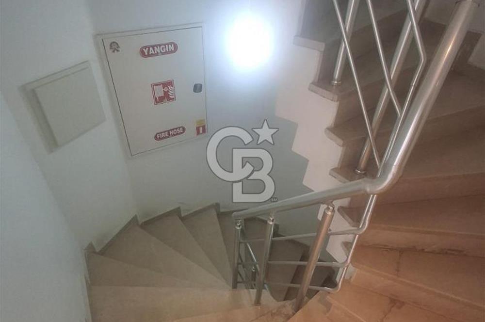 İÇERENKÖY-BOSTANCI METRO YAKINI SATILIK MASRAFSIZ LÜKS 2+1 DAİRE