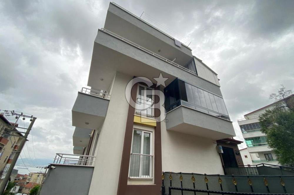 İZMİT MERKEZ'DE DENİZ MANZARALI SATILIK 2+1 DUBLEKS DAİRE
