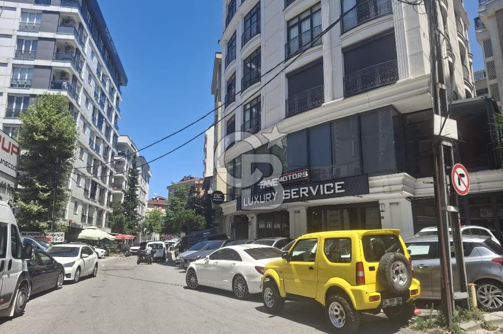 İÇERENKÖY-BOSTANCI METRO YAKINI SATILIK MASRAFSIZ LÜKS 2+1 DAİRE