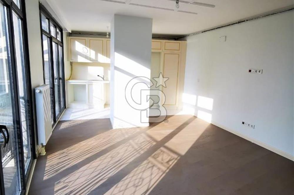 İÇERENKÖY-BOSTANCI METRO YAKINI SATILIK MASRAFSIZ LÜKS 2+1 DAİRE