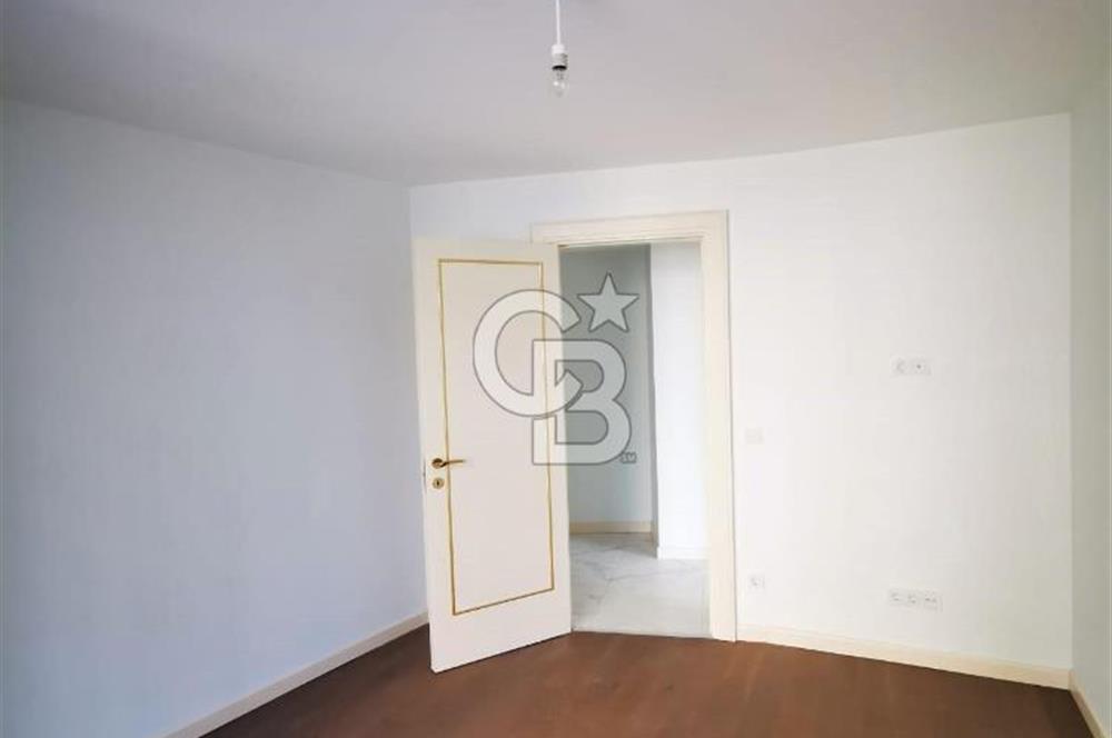 İÇERENKÖY-BOSTANCI METRO YAKINI SATILIK MASRAFSIZ LÜKS 2+1 DAİRE