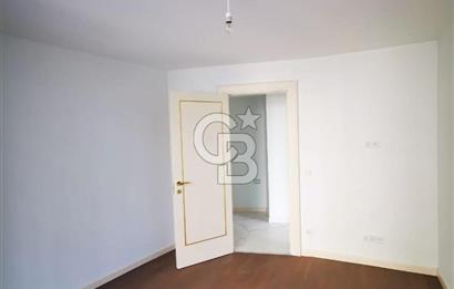 İÇERENKÖY-BOSTANCI METRO YAKINI SATILIK MASRAFSIZ LÜKS 2+1 DAİRE