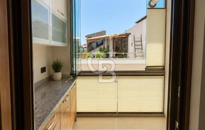 İDEALTEPE'DE KÜÇÜKYALI METRO YAKINI GENİŞ 2,5+1 KİRALIK DAİRE