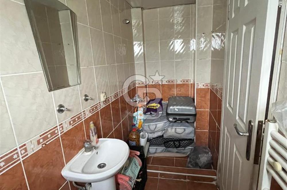BAYRAKLI POSTACILAR EBEVEYN BANYOLU SATILIK 3+1 KÖŞE DAİRE