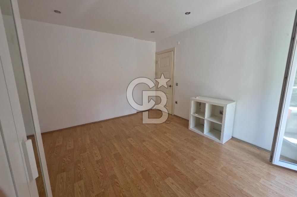 Tarabya Sahilde Butik Sitede 4+1 Luks Daire