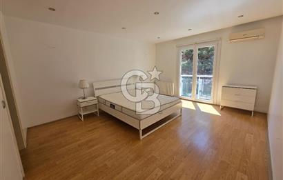 Tarabya Sahilde Butik Sitede 4+1 Luks Daire