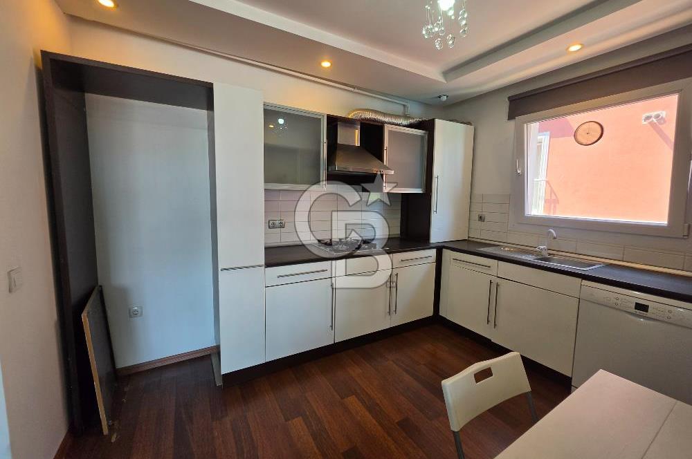 Tarabya Sahilde Butik Sitede 4+1 Luks Daire