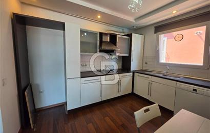 Tarabya Sahilde Butik Sitede 4+1 Luks Daire