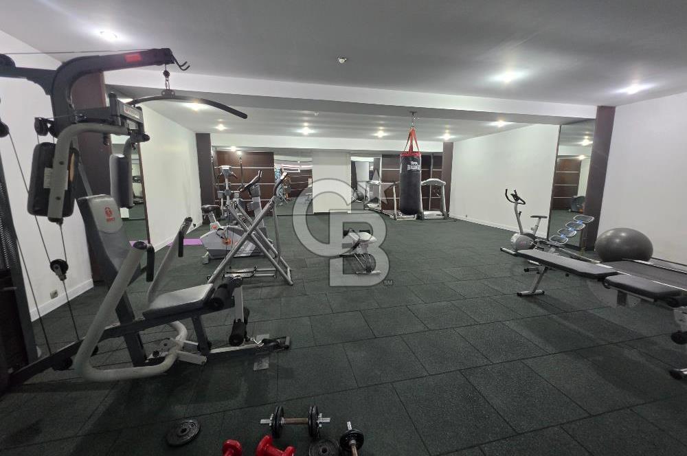 Tarabya Sahilde Butik Sitede 4+1 Luks Daire