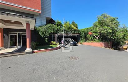 Tarabya Sahilde Butik Sitede 4+1 Luks Daire