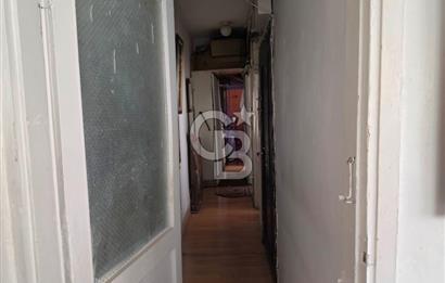 Ortaköy'de Sahile Yakın, Çift Cepheli Ara Kat 2+1 Daire
