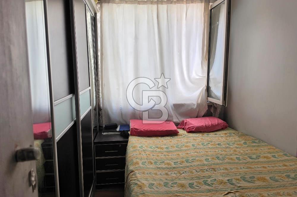 Ortaköy'de Sahile Yakın, Çift Cepheli Ara Kat 2+1 Daire