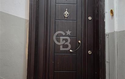 Ortaköy'de Sahile Yakın, Çift Cepheli Ara Kat 2+1 Daire